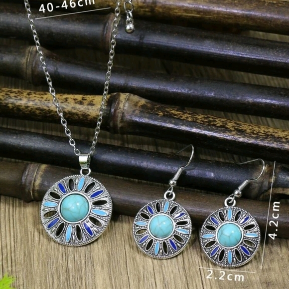 Western style jewelry set - Picture 2 of 2